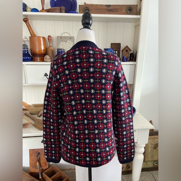 Uniqlo - Picture 2 of 3